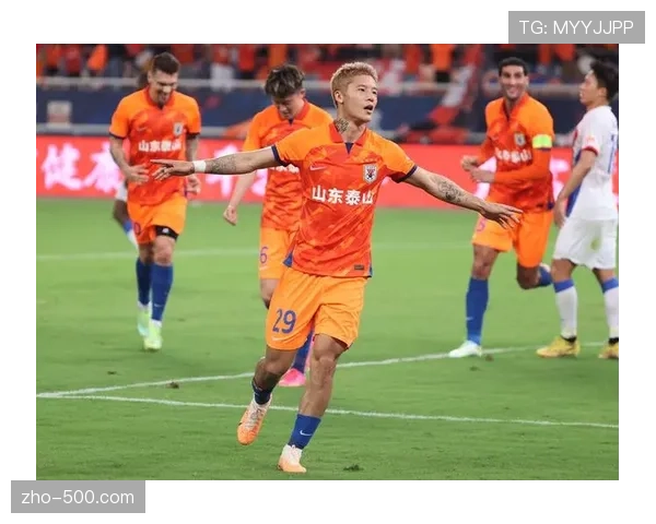 陈晋一攻防两端统治左路走廊，申花边卫战术价值超越进球数据
